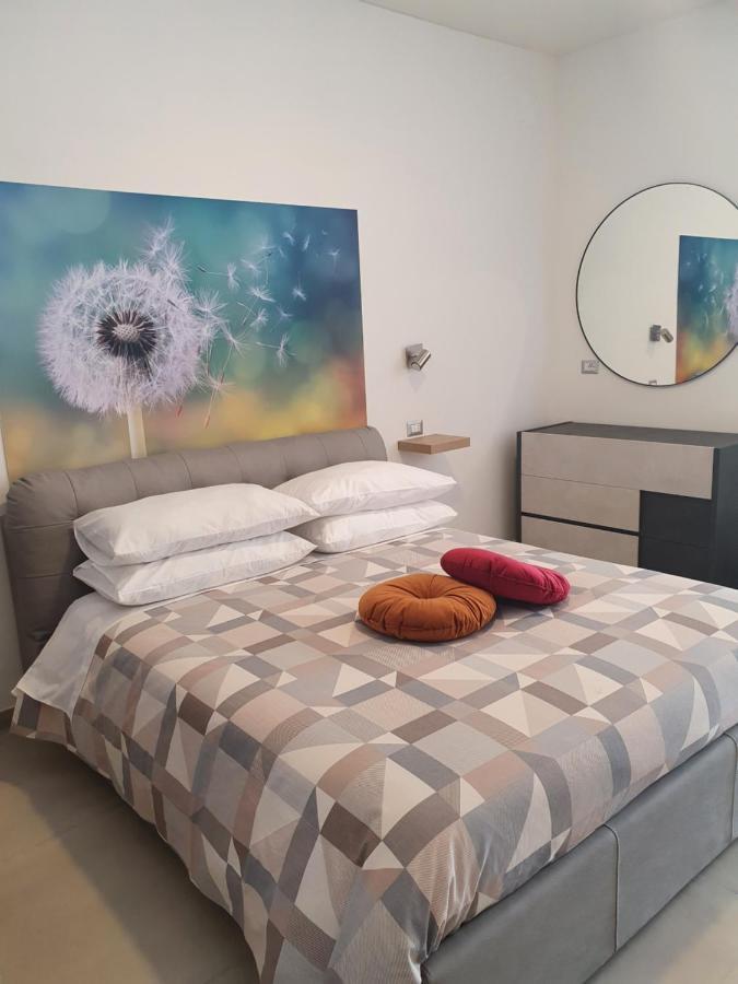 בארוניסי Setteabbracci Suite & Apartments מראה חיצוני תמונה