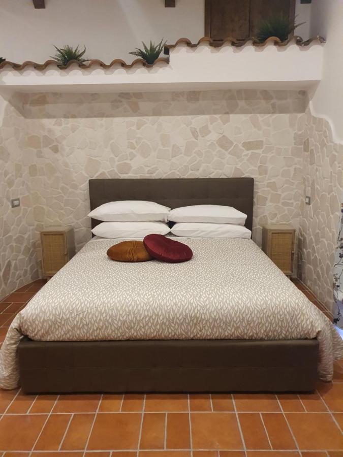 בארוניסי Setteabbracci Suite & Apartments מראה חיצוני תמונה